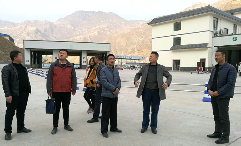 副總經理孫宏雷對下屬子公司負責人進行廉潔從業(yè)約談