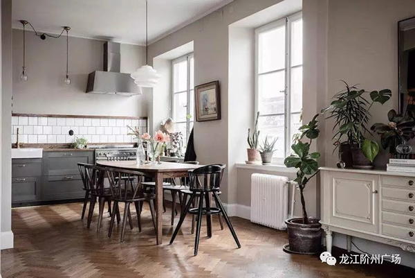 誠(chéng)天下、冠西北——居然之家強(qiáng)勢(shì)入駐隴南階州廣場(chǎng)