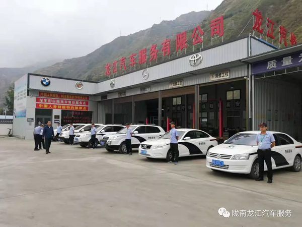 金錘鈑金，銀槍噴漆！龍江汽修值得信賴！