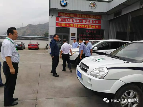 金錘鈑金，銀槍噴漆！龍江汽修值得信賴！